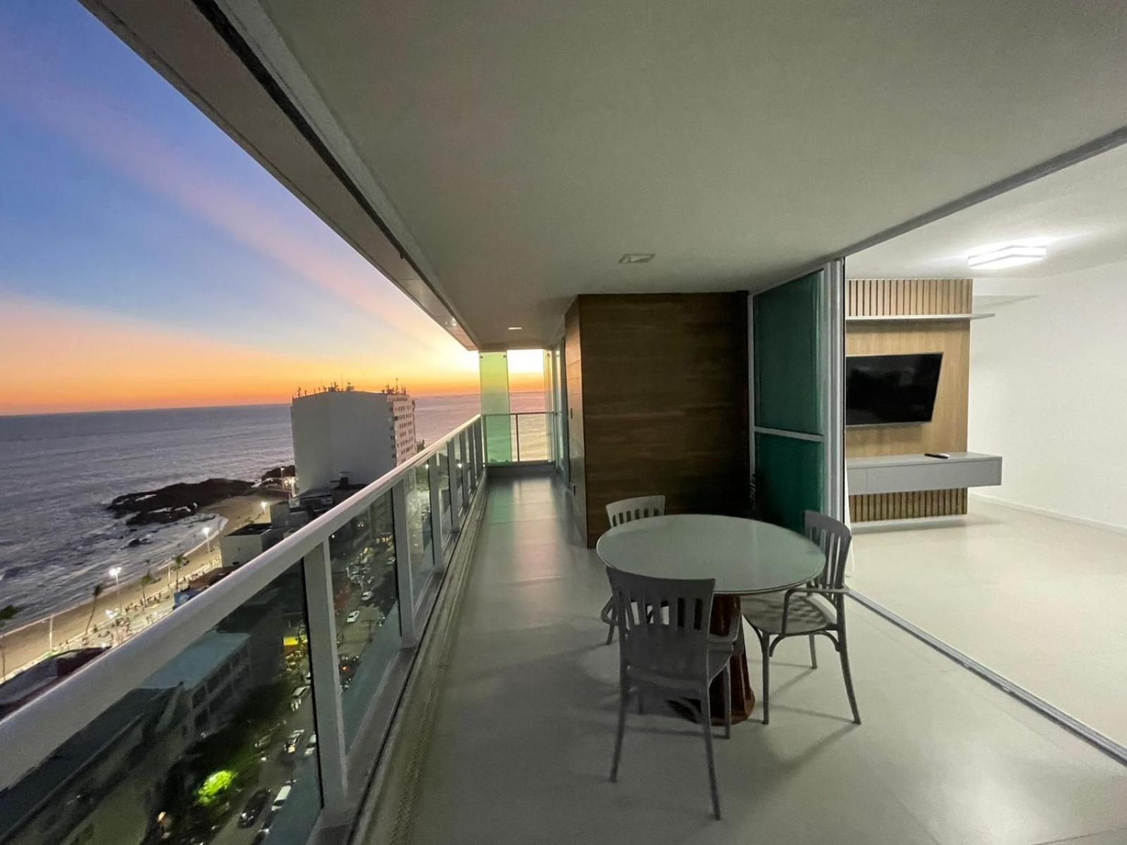 Apartamento Na Barra Alto Padrao Com Vista Mar Salvador Exterior foto