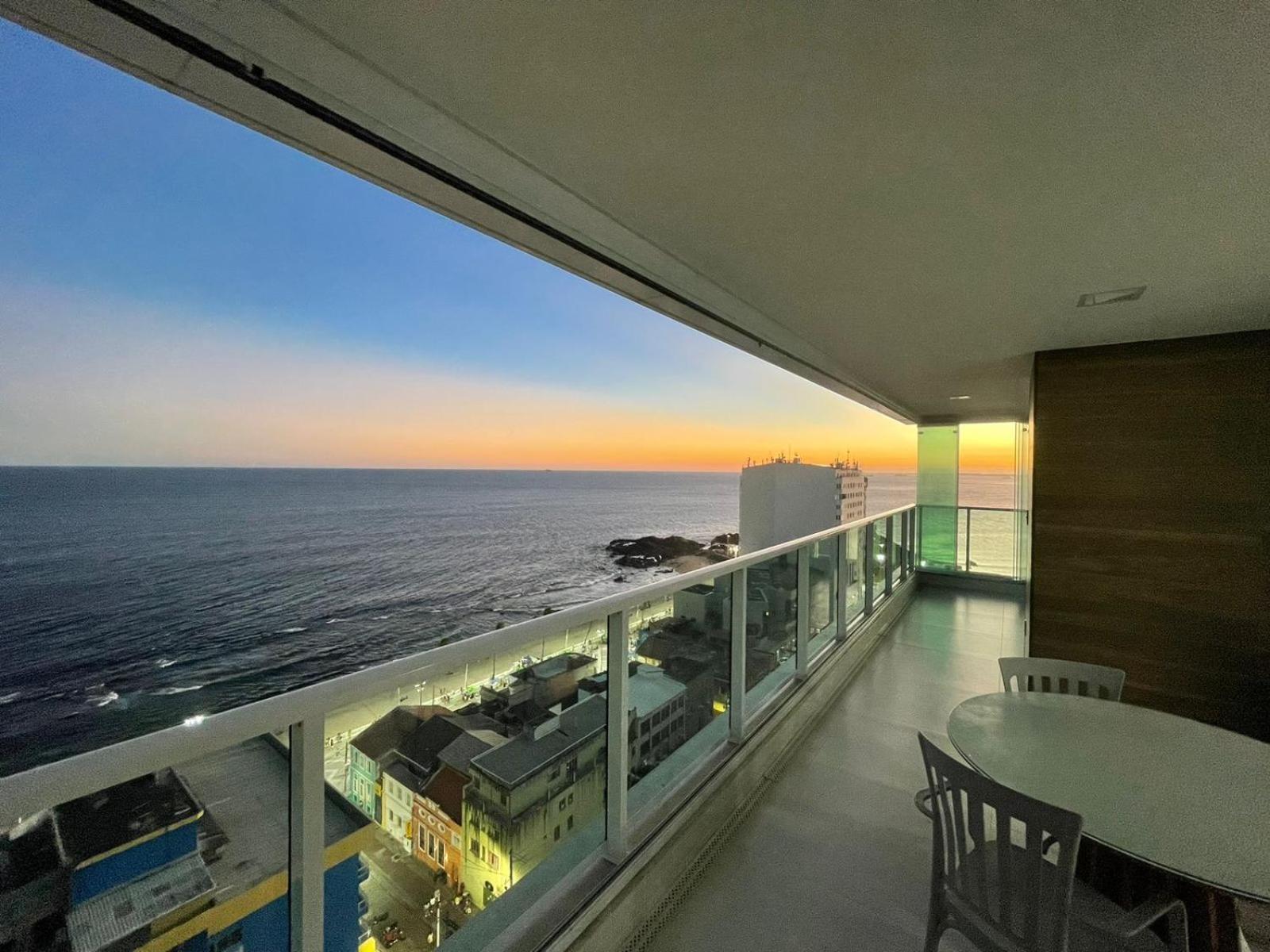 Apartamento Na Barra Alto Padrao Com Vista Mar Salvador Exterior foto